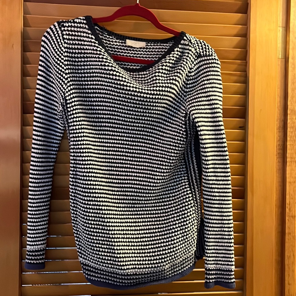 Loft spring / summer sweater